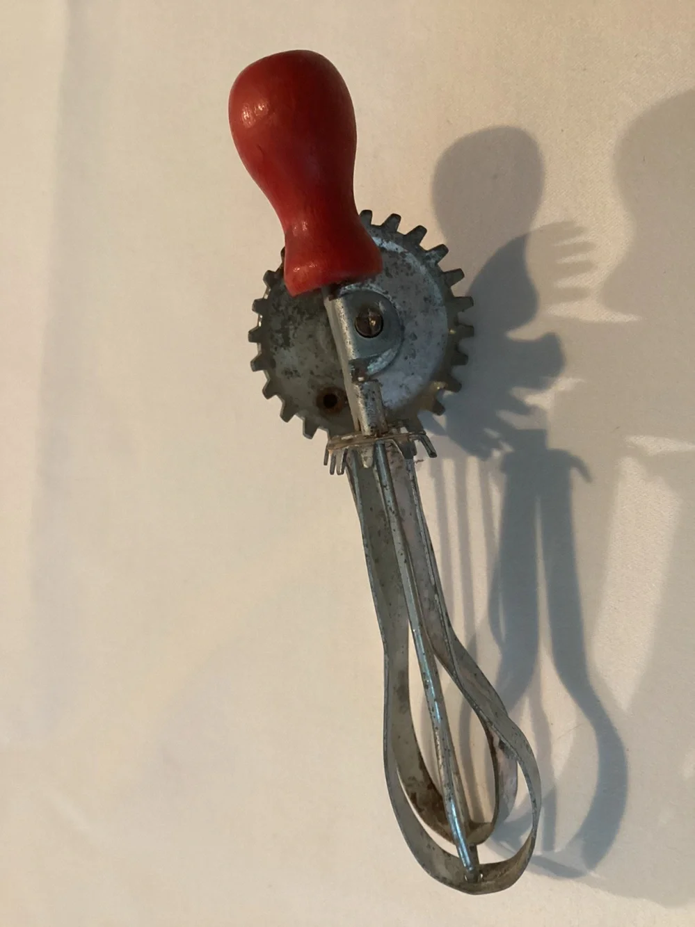 Vtg. Betty Taplin or Baby Bingo children’s toy egg beater with wood red handle